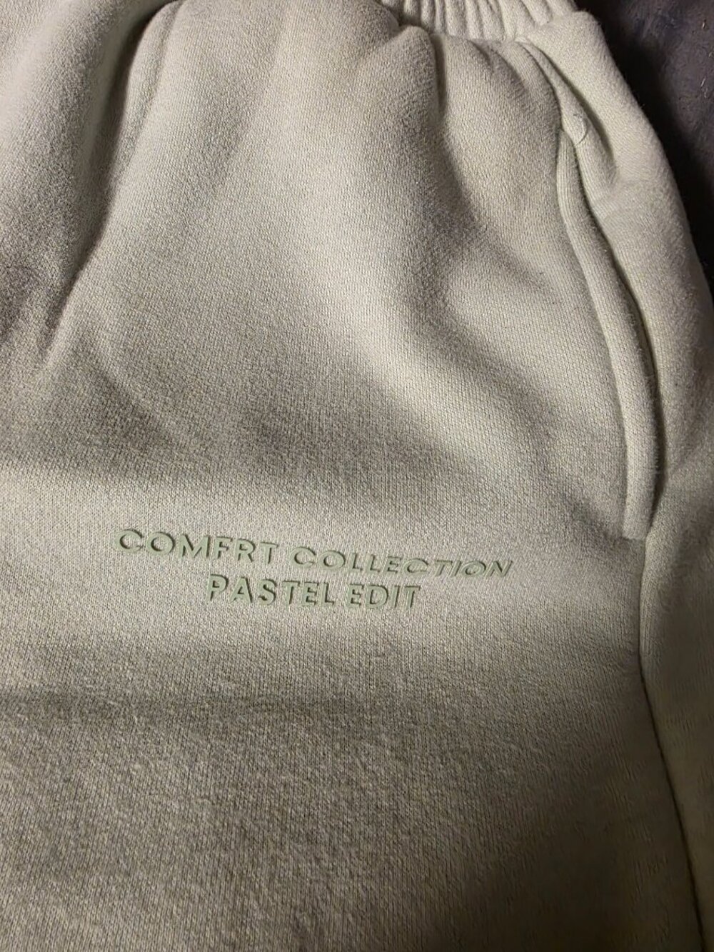 Comfrt pastel collection sweatpants - Picture 2 of 3